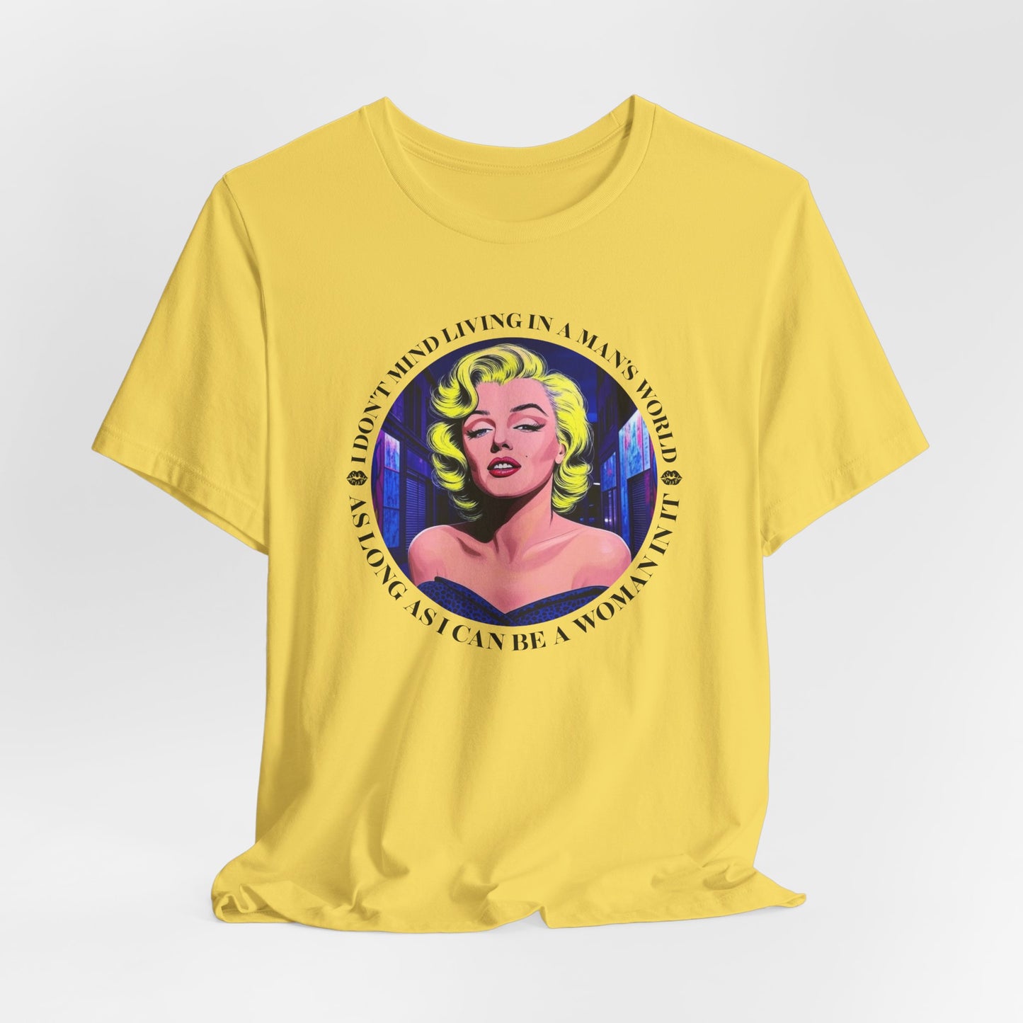 Marilyn Monroe Living In A Man's World T-Shirt - Bold Quote Tee