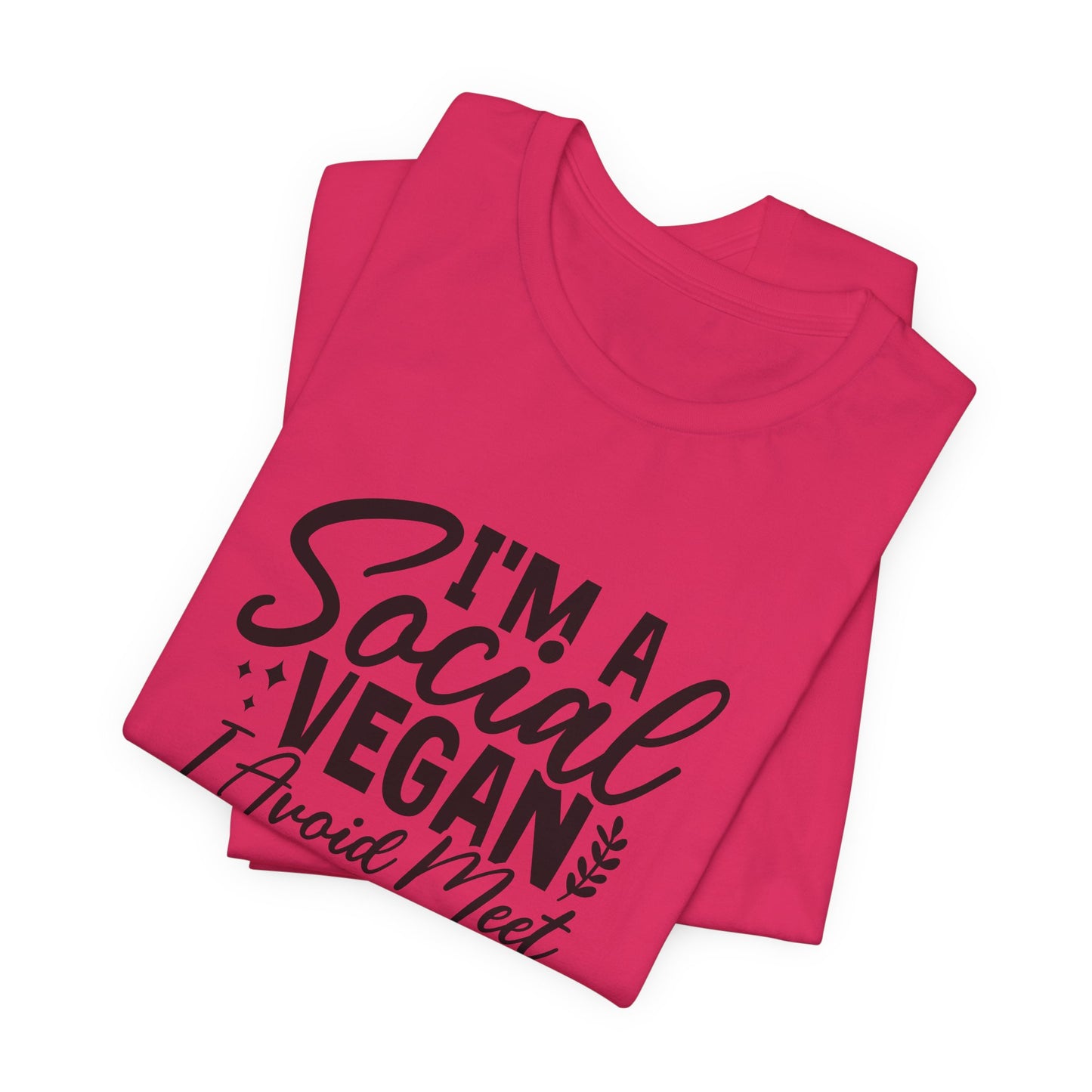 I'm a Social Social Vegan T-Shirt - Funny Pun Graphic Tee