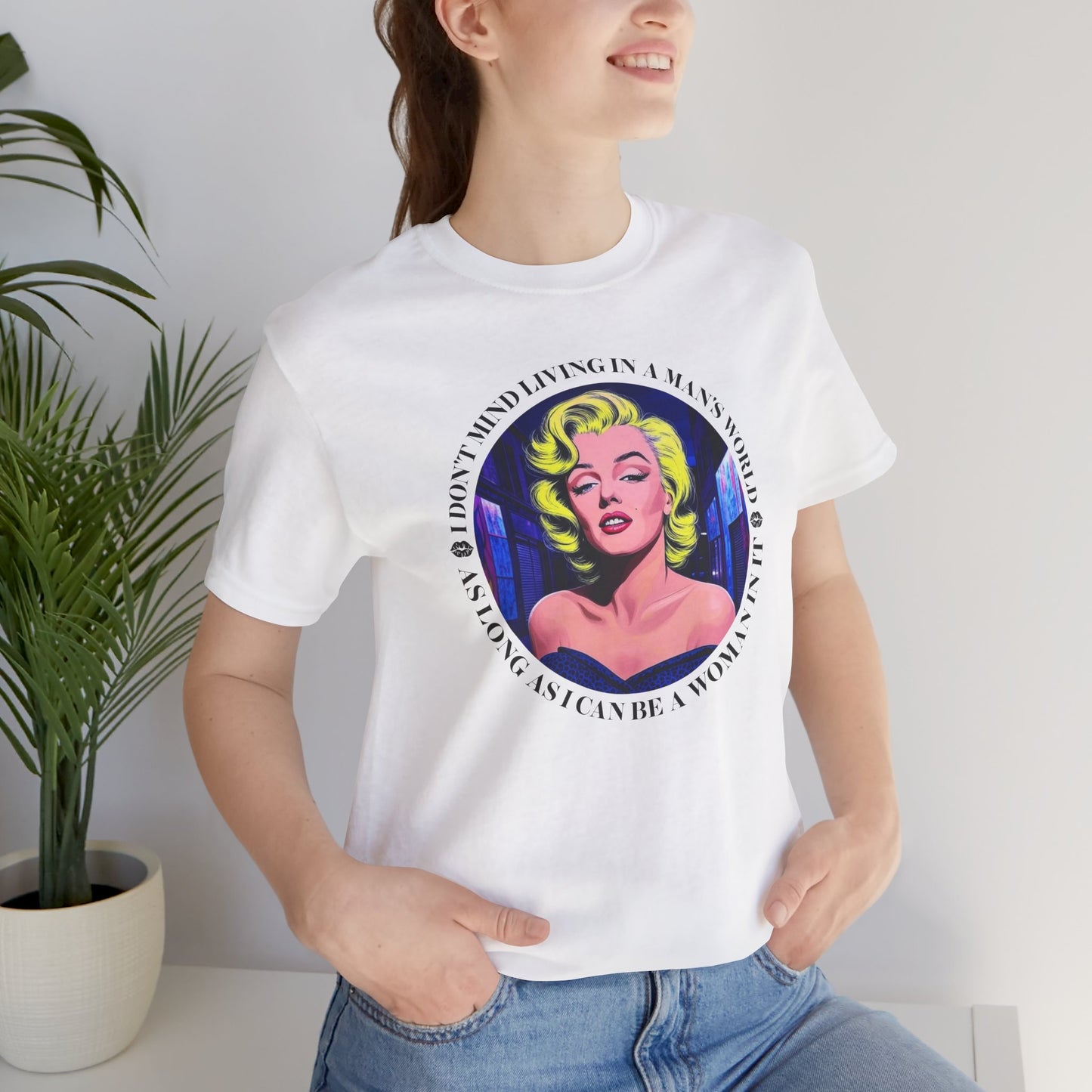 Marilyn Monroe Living In A Man's World T-Shirt - Bold Quote Tee