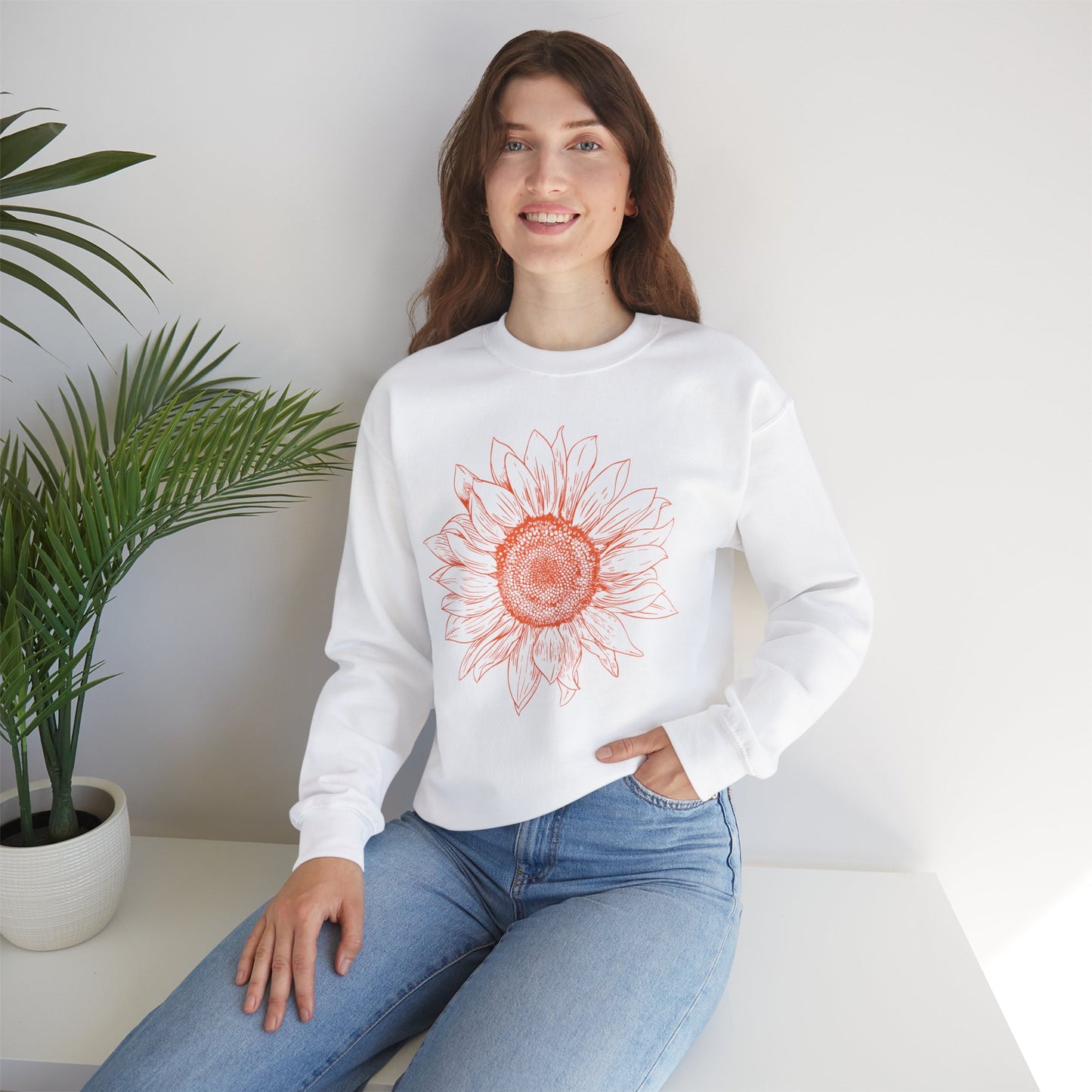 Sunflower Line-Art Sweatshirt - Cozy Floral Apparel