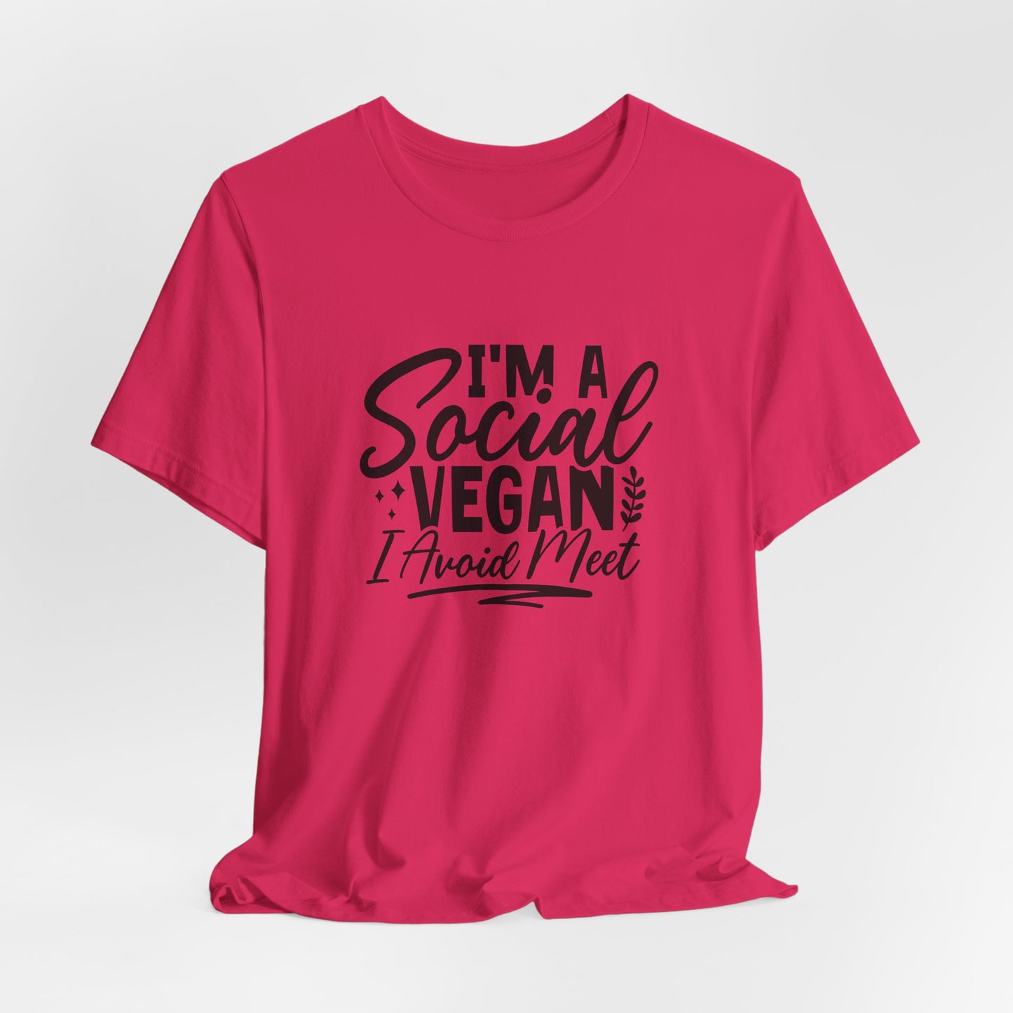 I'm a Social Social Vegan T-Shirt - Funny Pun Graphic Tee