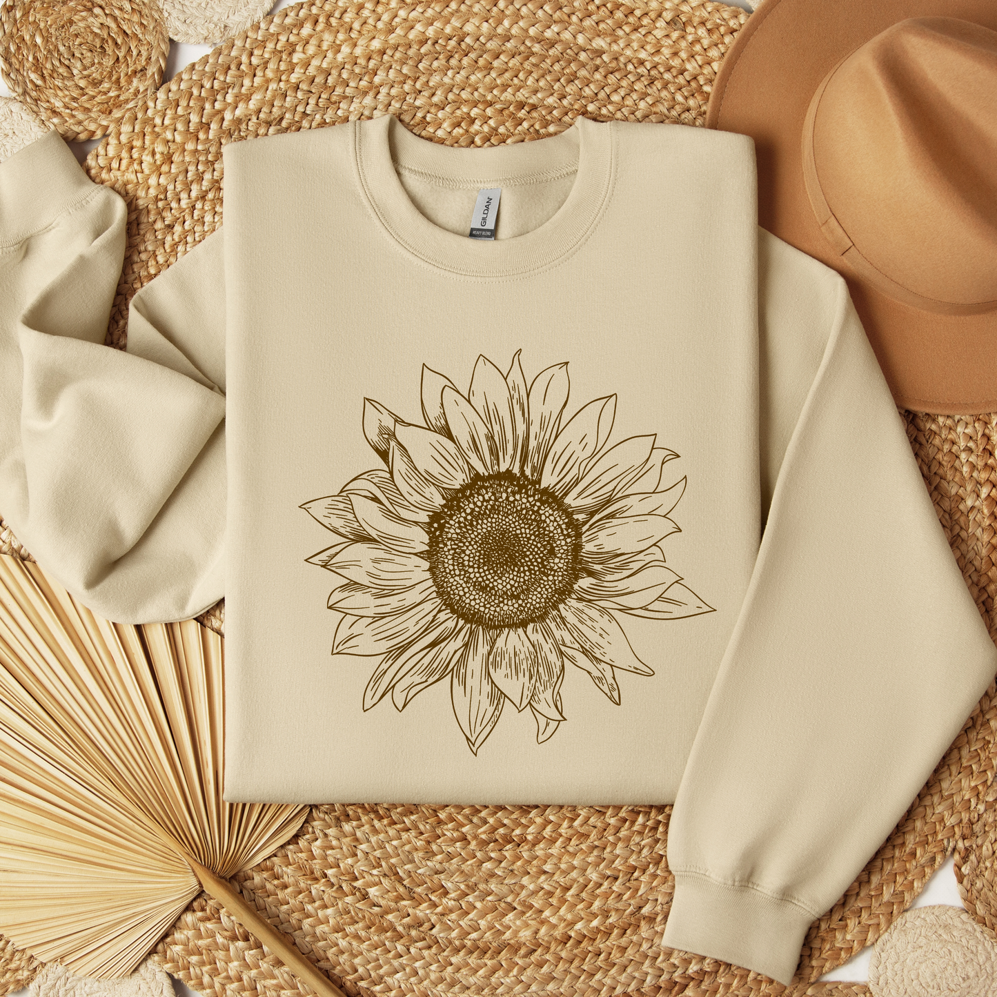 Sunflower Line-Art Sweatshirt - Cozy Floral Apparel