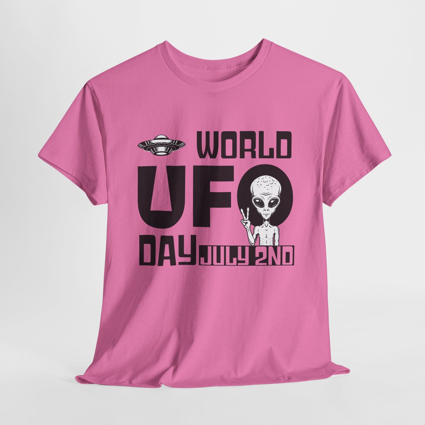 UFO T-Shirt For World UFO Day T Shirt For Alien T Shirt For Funny Extraterrestrial Shirt