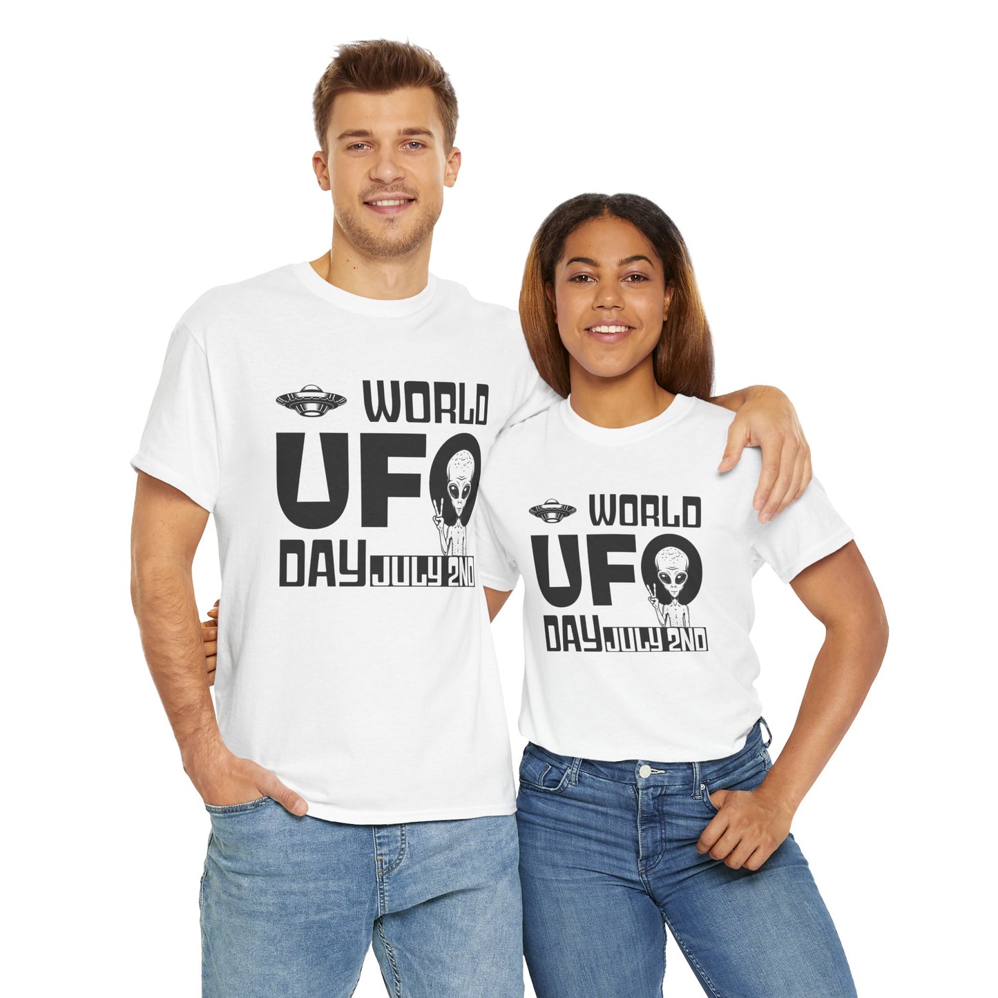 UFO T-Shirt For World UFO Day T Shirt For Alien T Shirt For Funny Extraterrestrial Shirt